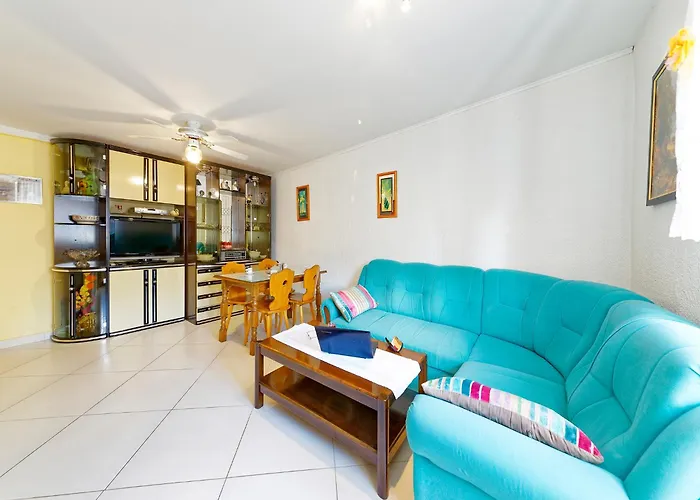 Din Apartament Pula
